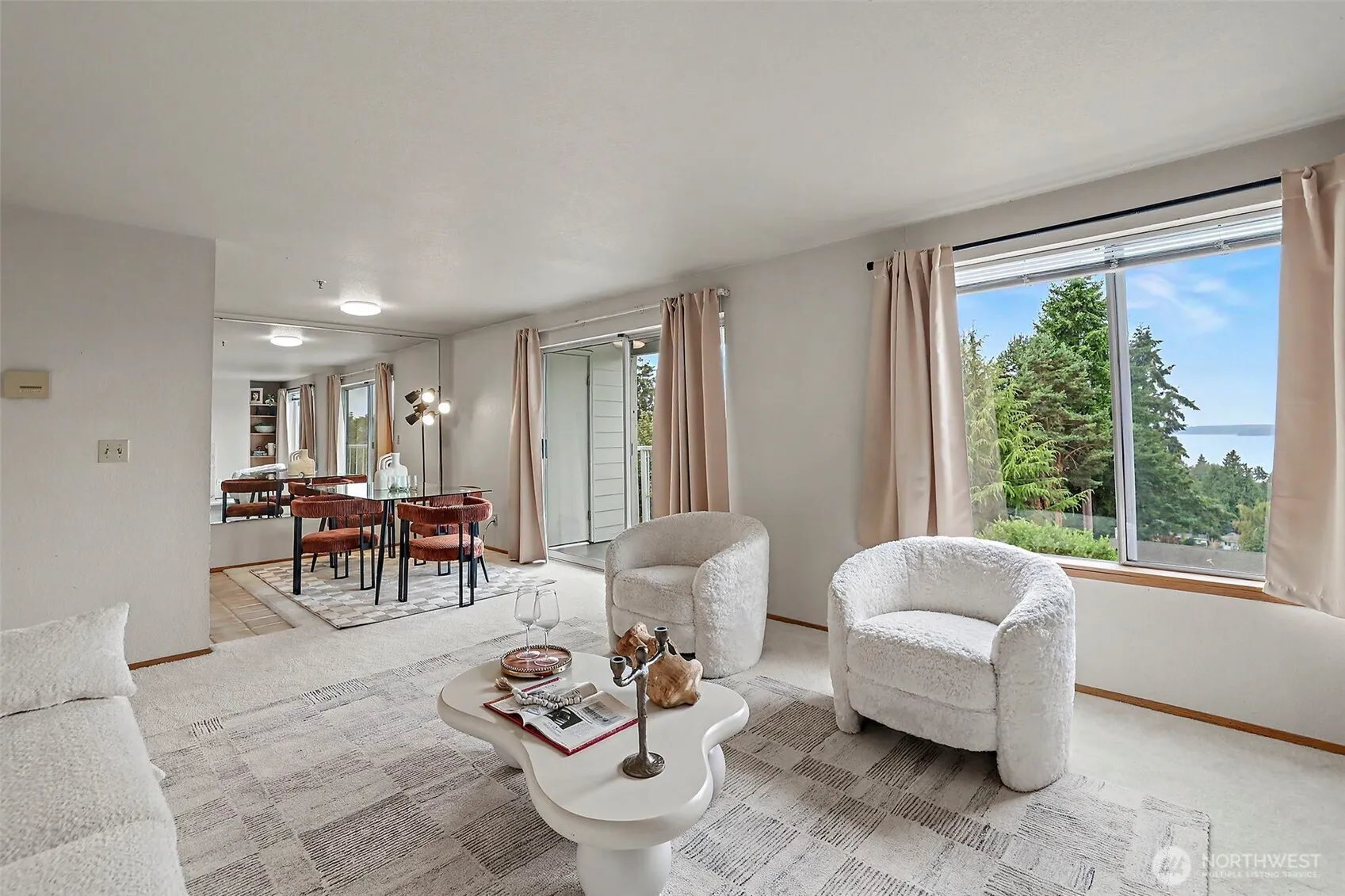 Property photo for 28610 16th Avenue S #202, Federal Way