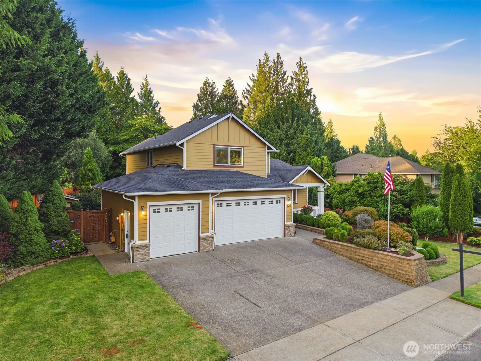Property photo for 2017 Arab Drive Se, Tumwater photo 3