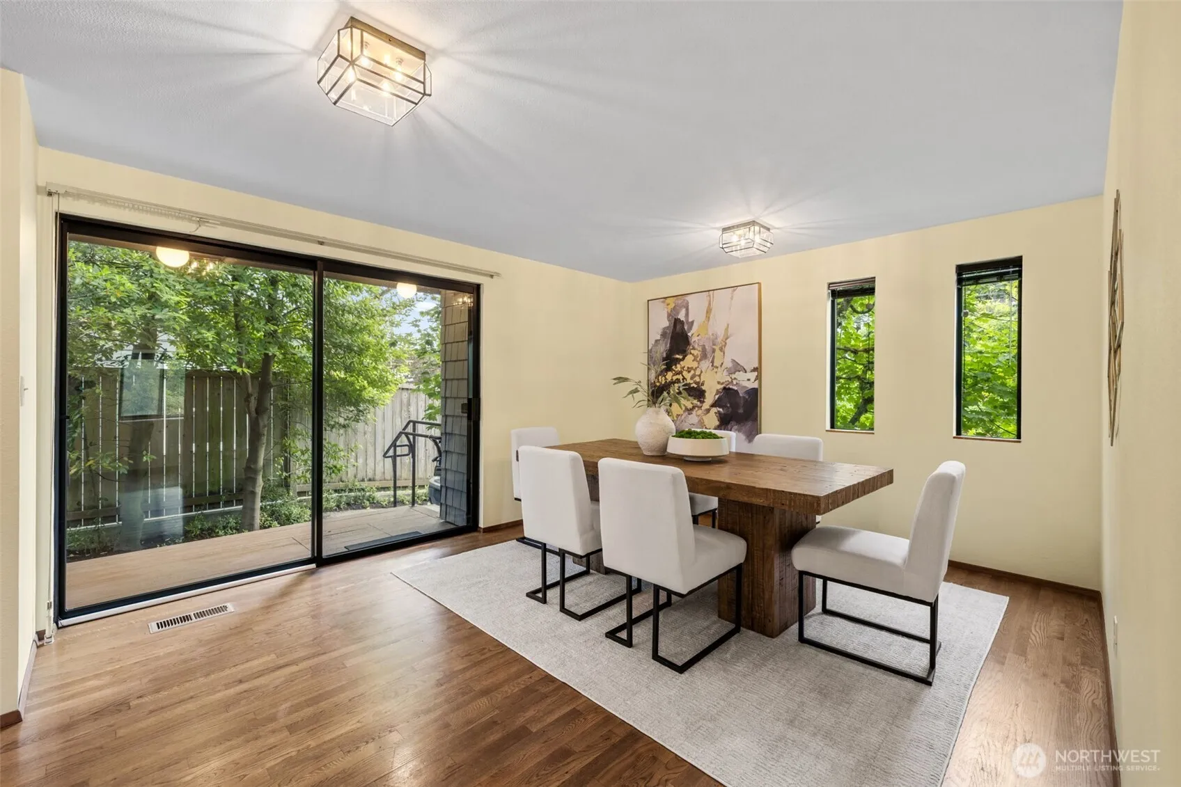 Property photo for 2315 26th Avenue E, Seattle photo 5