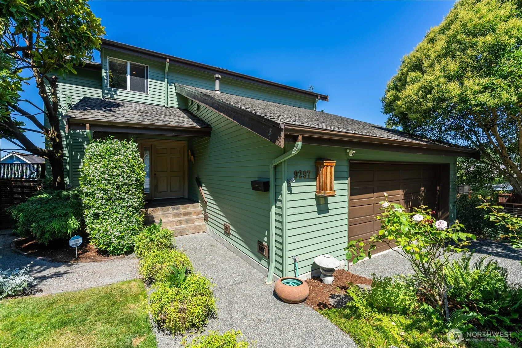 Property photo for 9297 44th Avenue Sw, Seattle photo 4