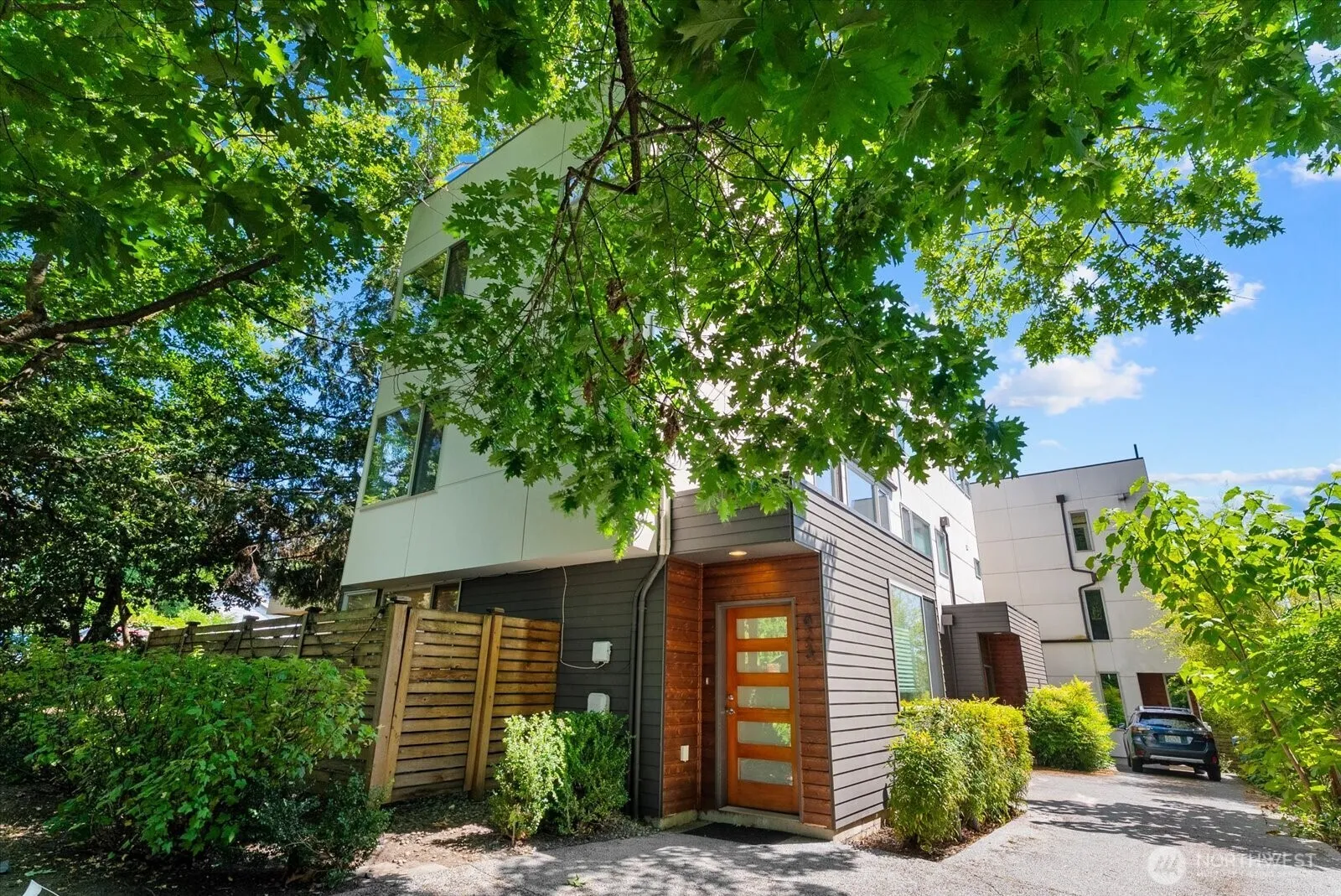 Property photo for 623 Nw Market Street, Seattle photo 3