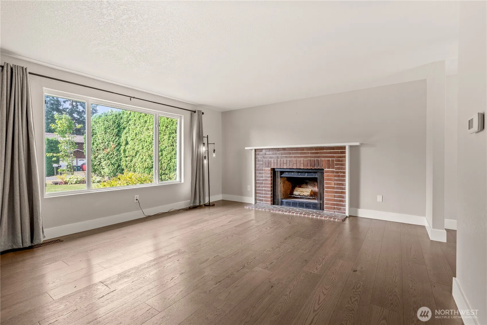 Property photo for 8414 Ne 144th Place, Kirkland photo 4