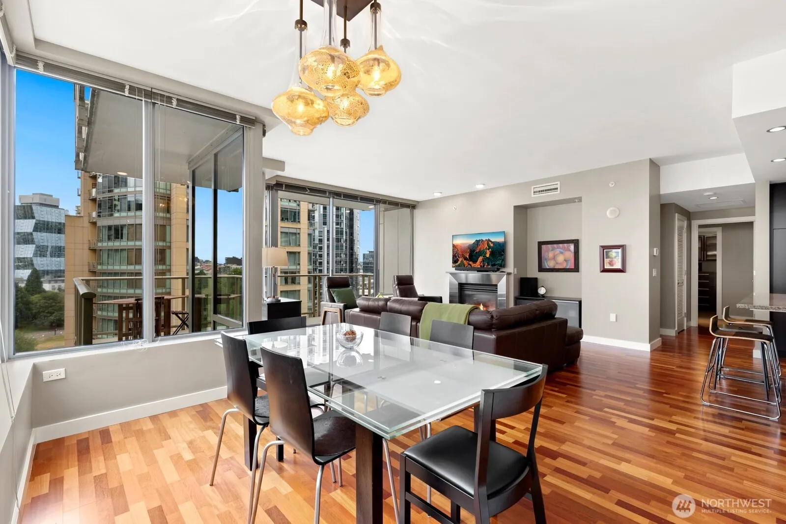 Property photo for 910 Lenora Street #s1010, Seattle photo 4