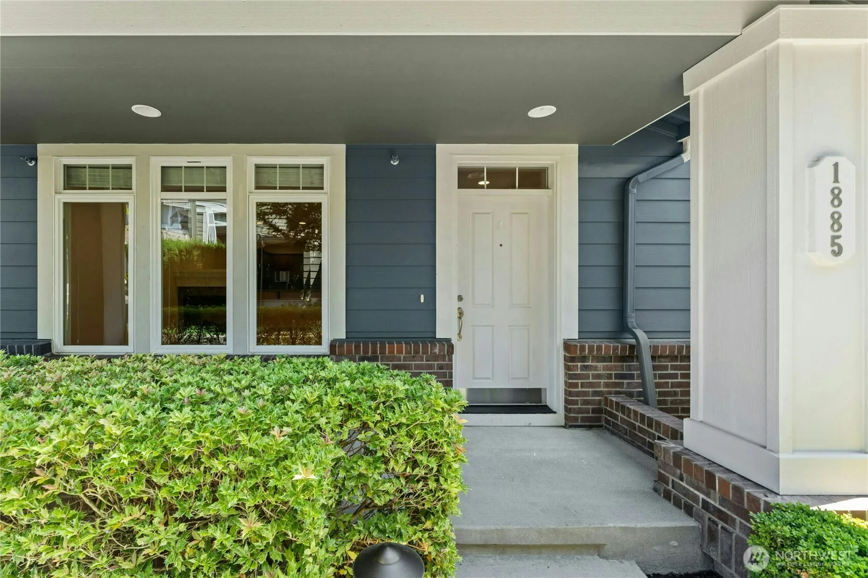 Property photo for 1885 11th Lane Ne #1308, Issaquah photo 3