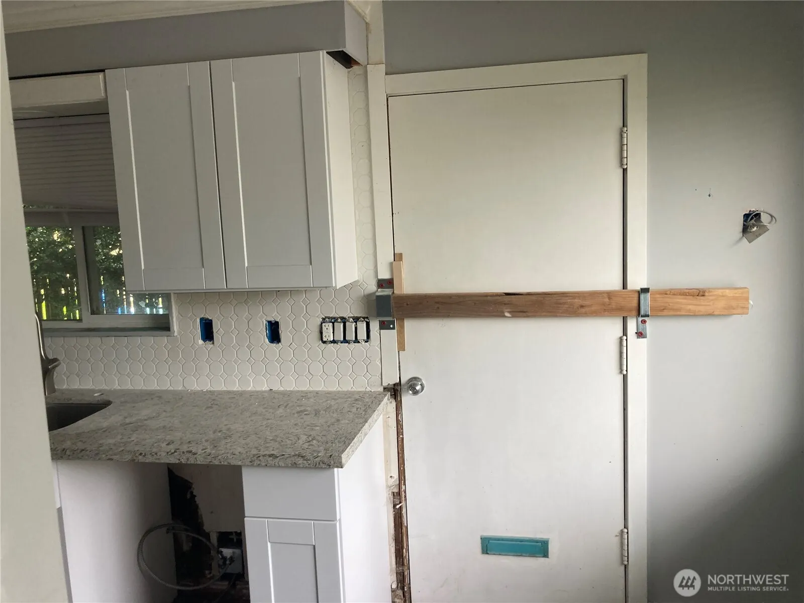 Property photo for 6925 52nd Avenue S, Seattle photo 5