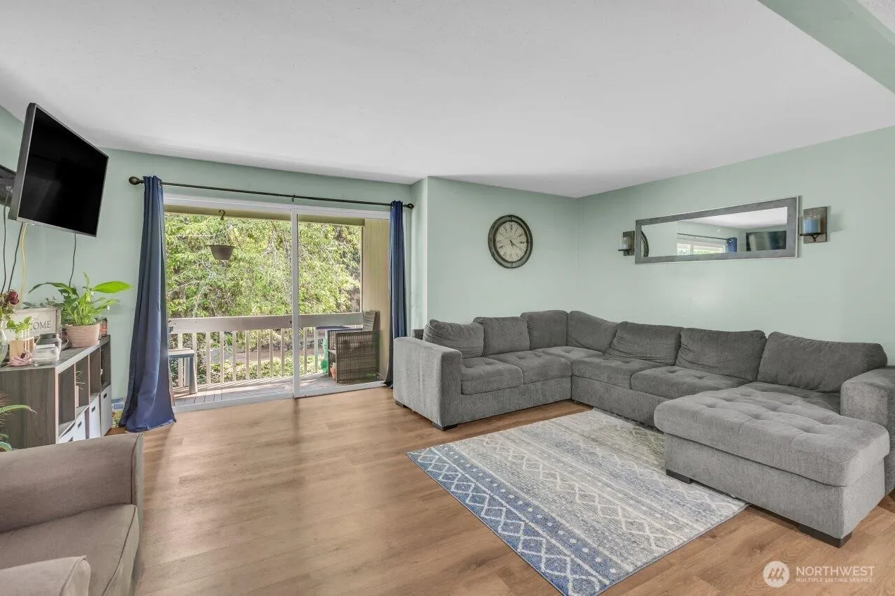 Property photo for 7425 Ruby Drive Sw #e12, Lakewood photo 5