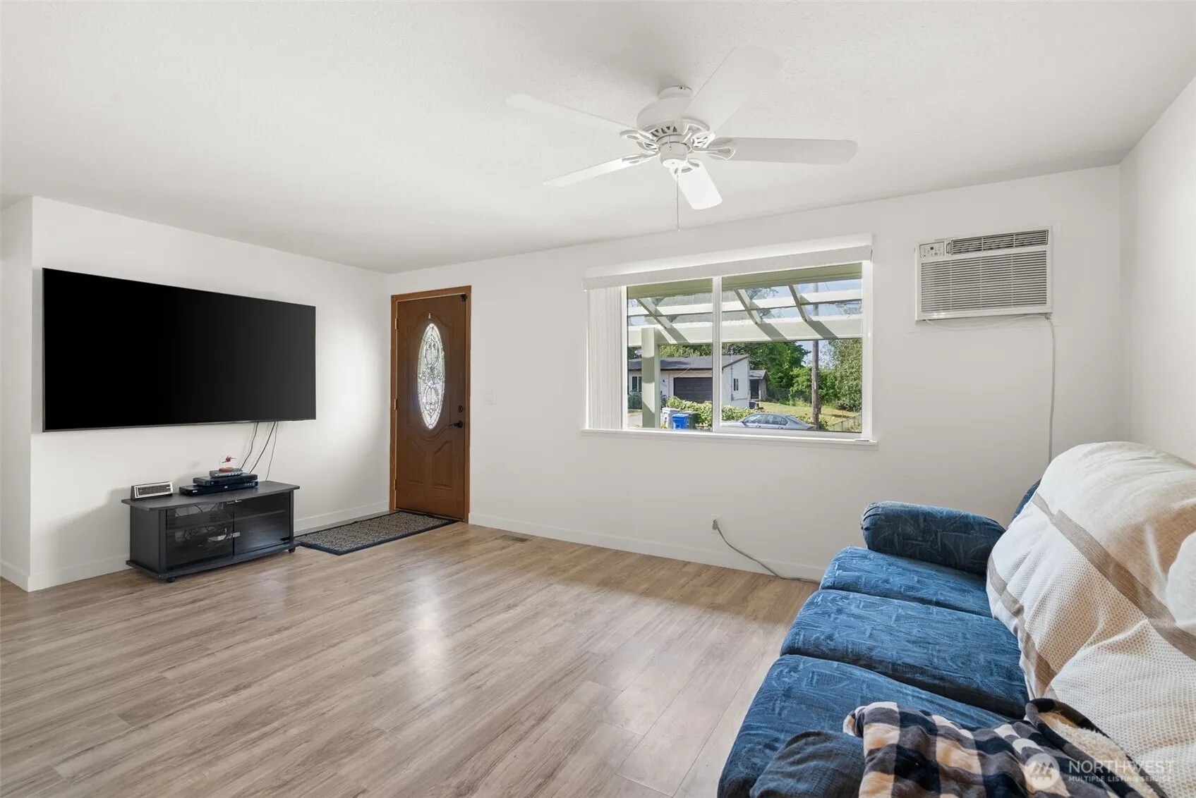 Property photo for 11833 Se 272nd Place, Kent photo 5