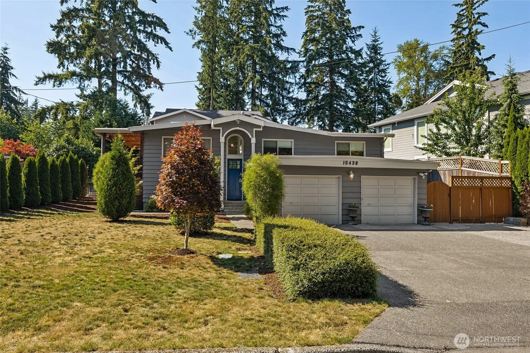 Property photo for 15438 Se 42nd Street, Bellevue