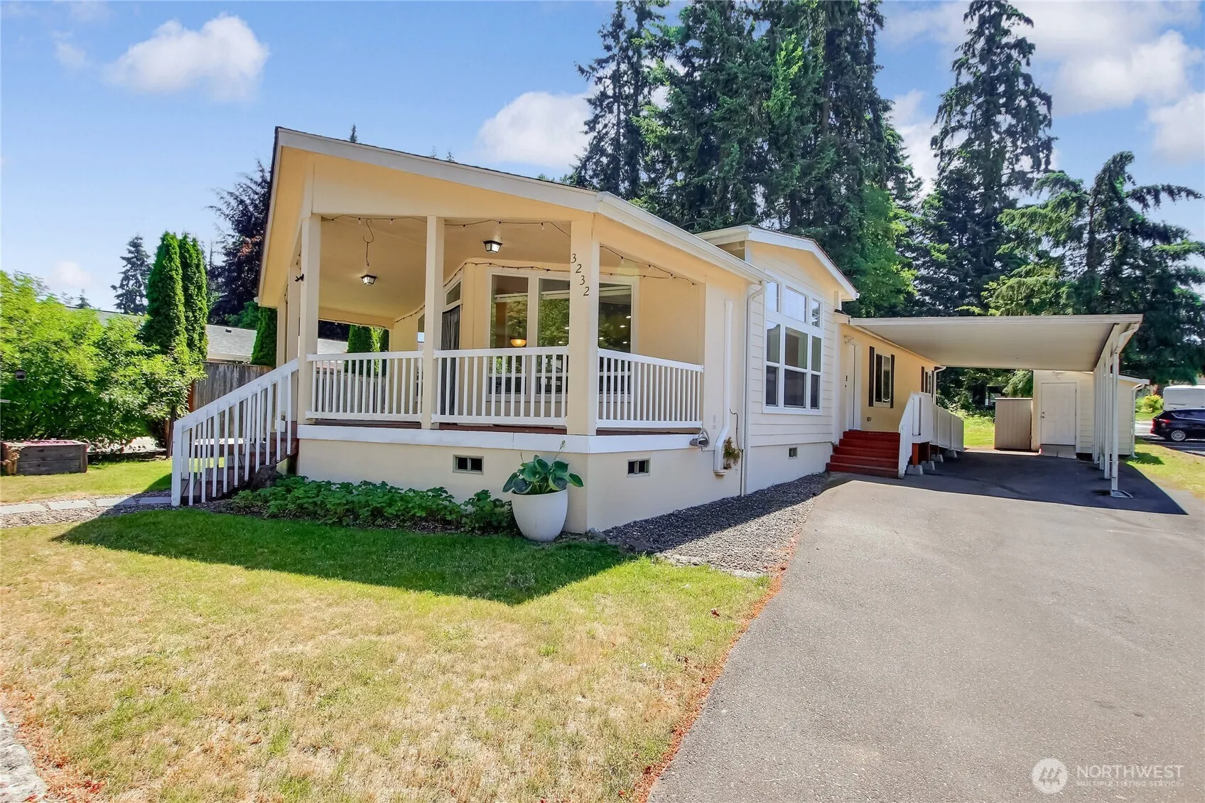 Property photo for 3232 206th Place Se, Bothell photo 2