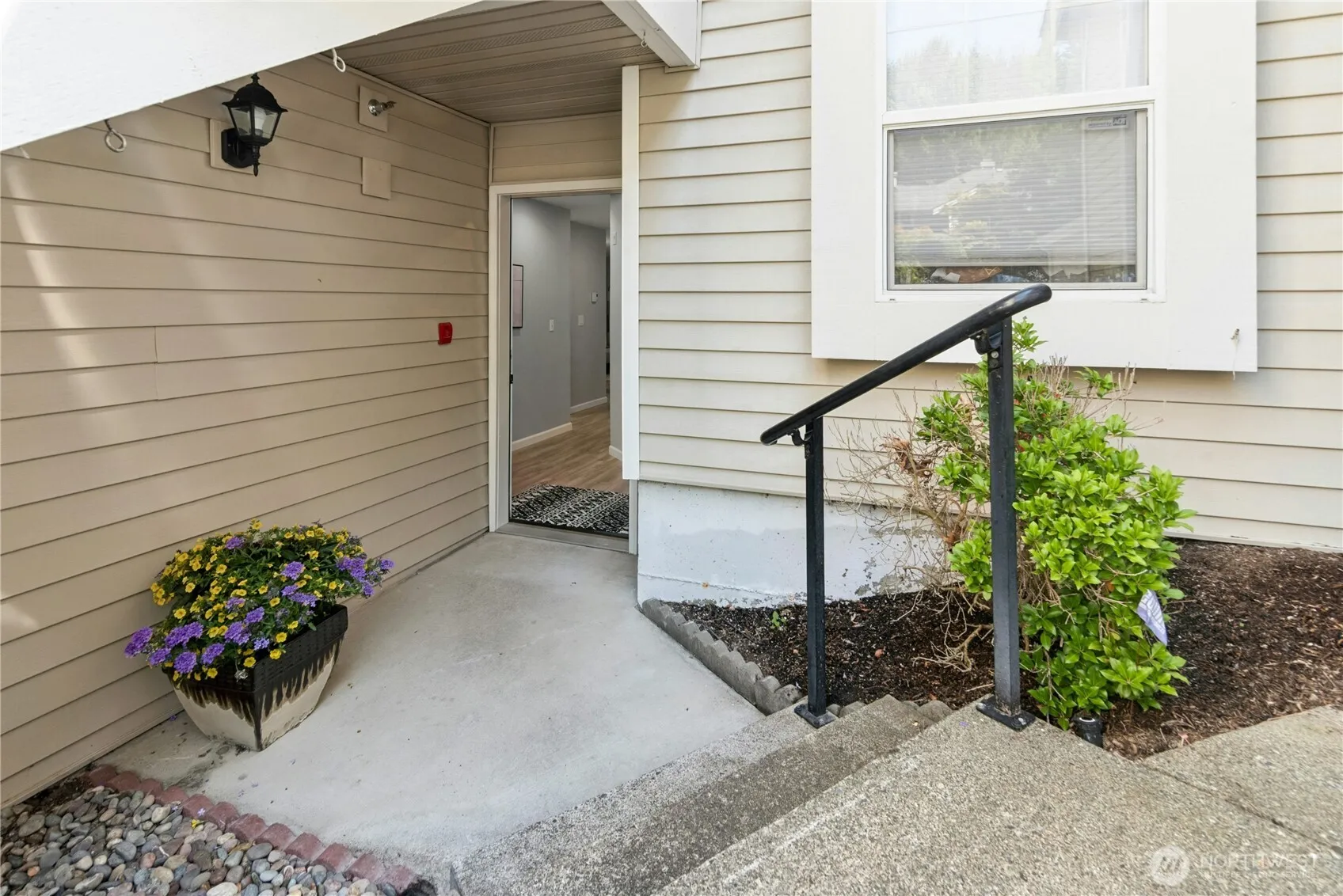 Property photo for 2300 Jefferson Avenue Ne #e121, Renton photo 2