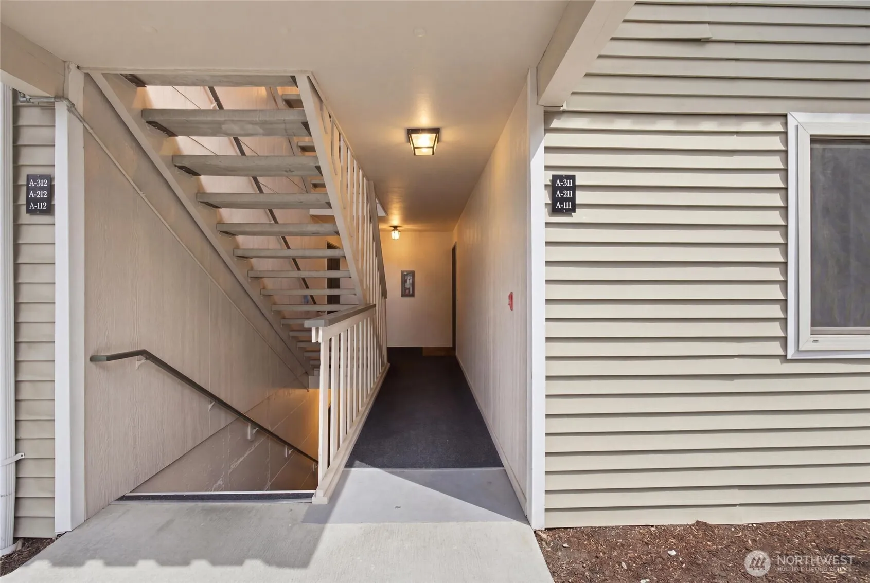 Property photo for 18200 Ne 73rd Avenue #a111, Kenmore photo 2