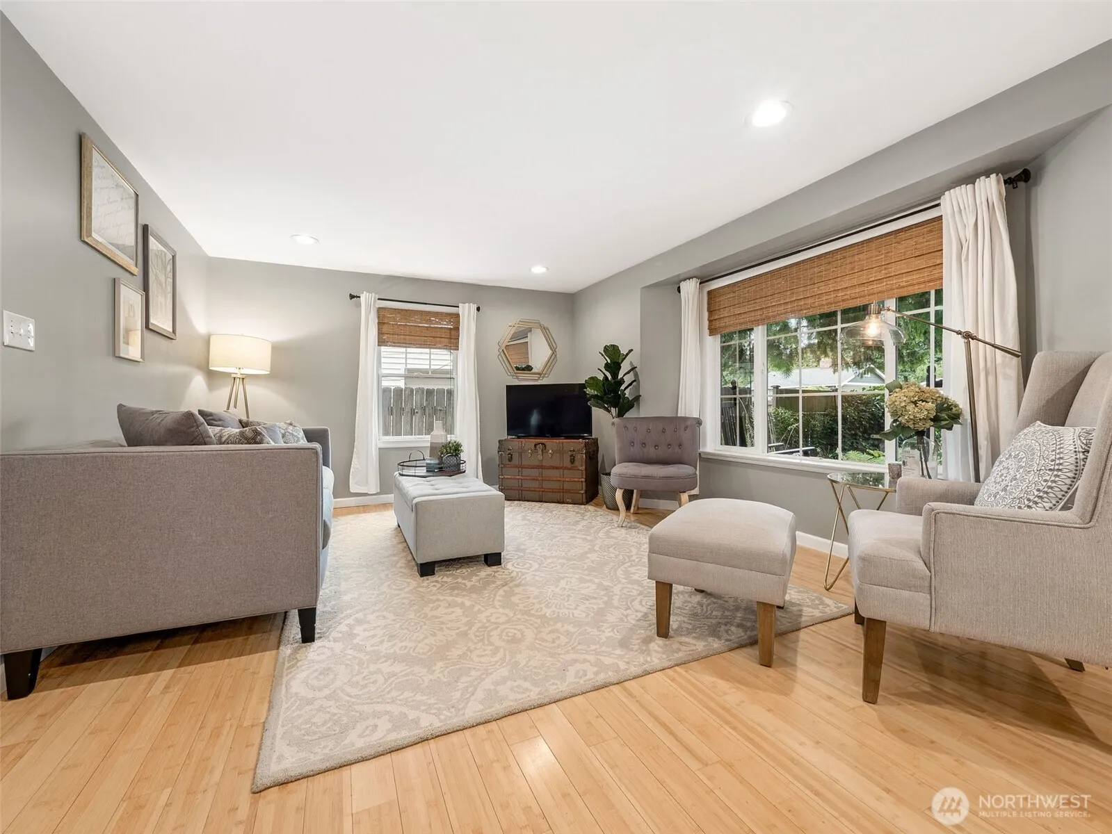 Property photo for 13247 4th Avenue S, Burien photo 3