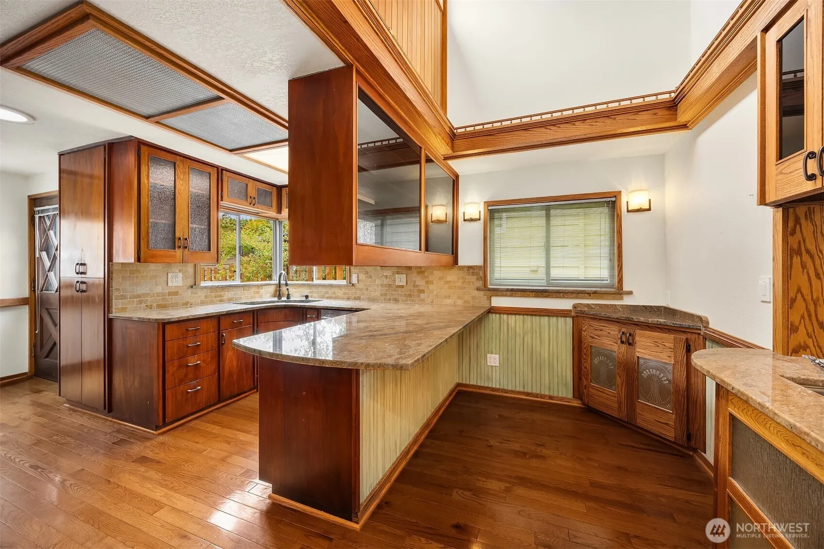 Property photo for 7712 23rd Avenue Nw, Seattle photo 5