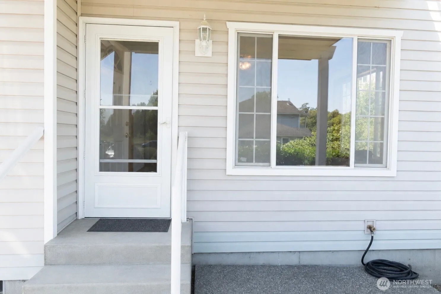 Property photo for 725 Judson Street #104, Lynden photo 2