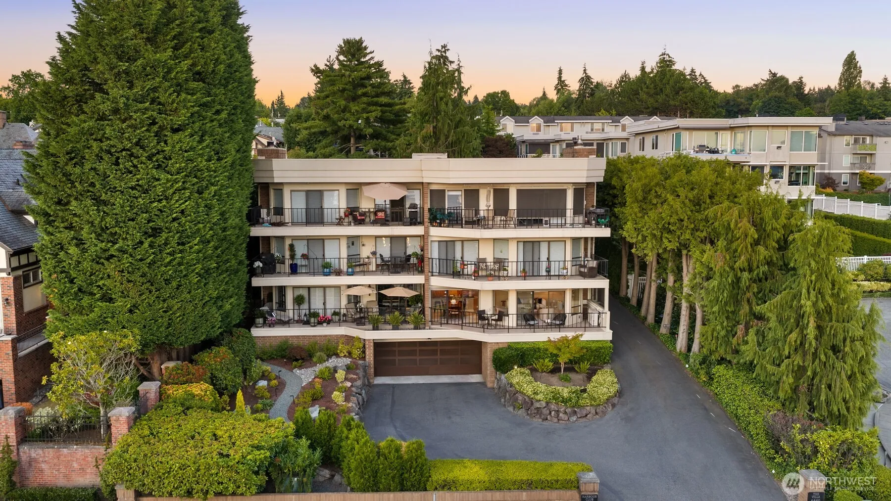 Property photo for 6436 Lake Washington Boulevard Ne #5, Kirkland photo 2