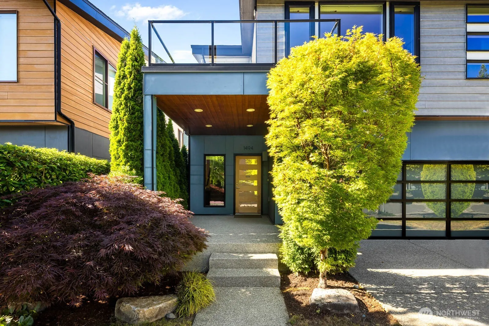 Property photo for 1494 14th Place Ne, Issaquah photo 2