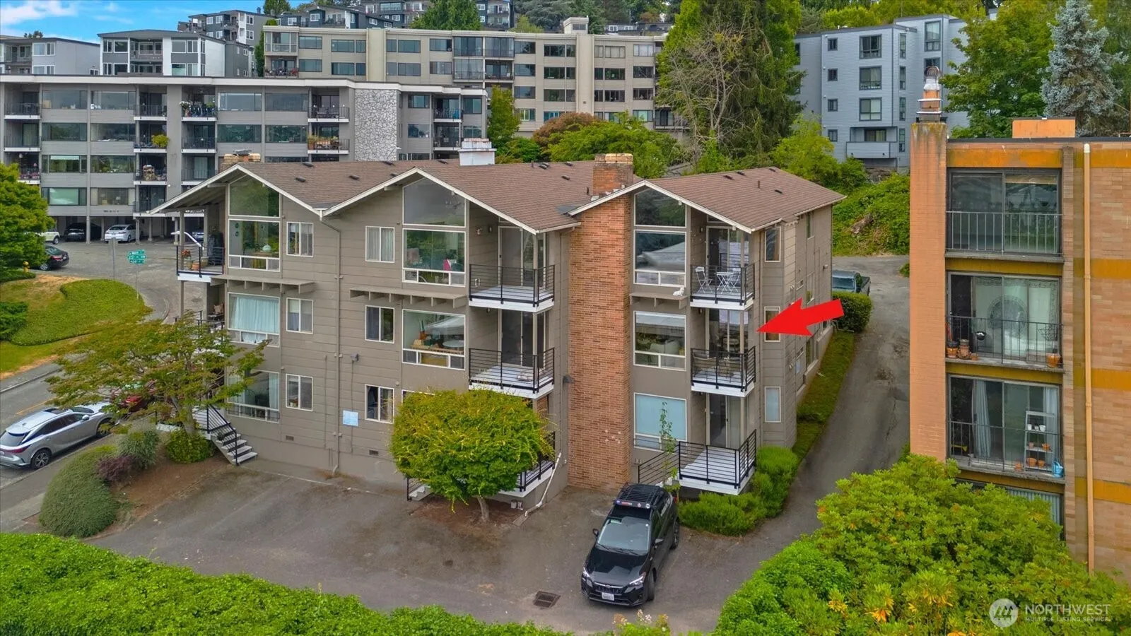 Property photo for 3700 W 25th Place #201, Seattle photo 3