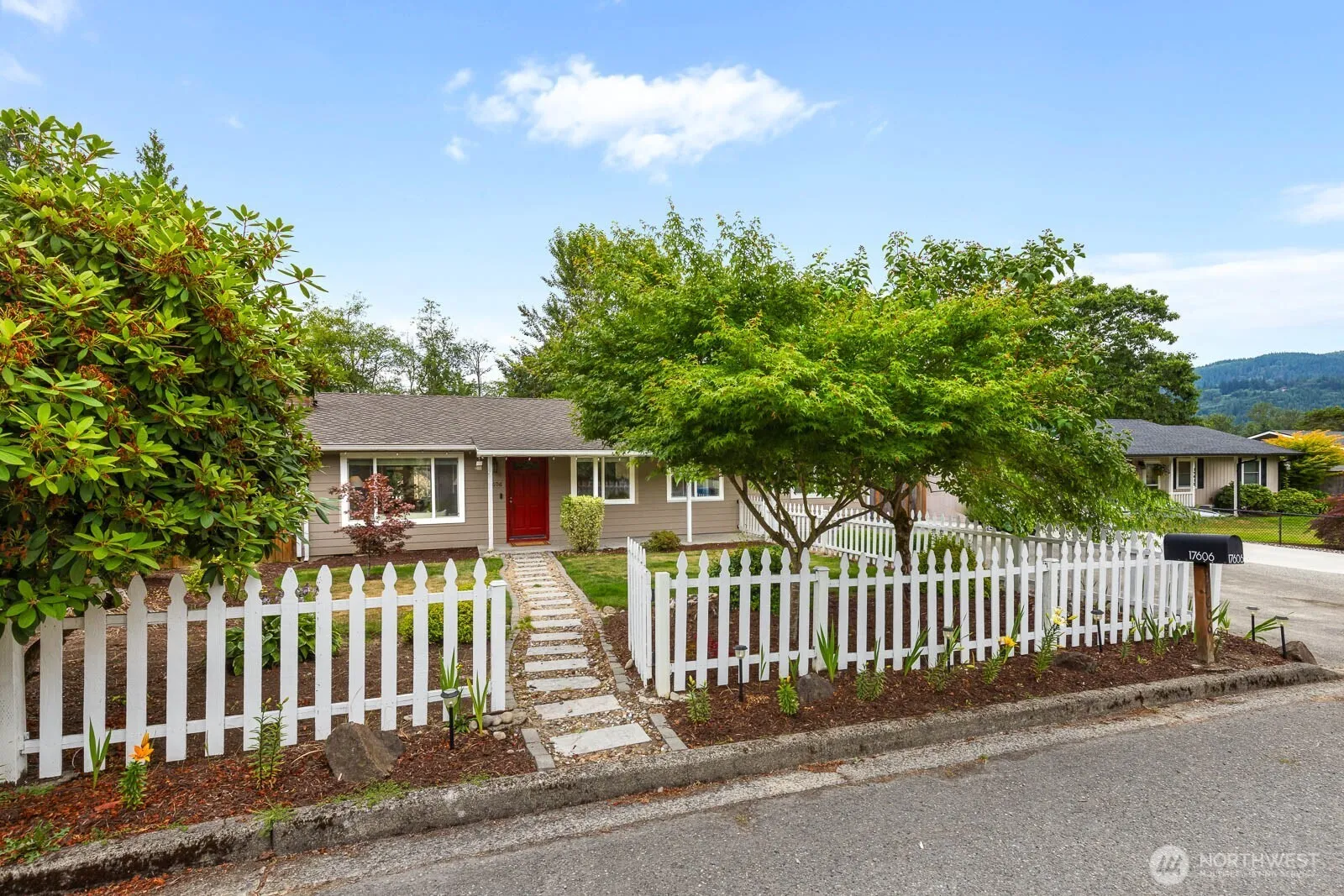 Property photo for 17606 Se 121st Pl, Renton