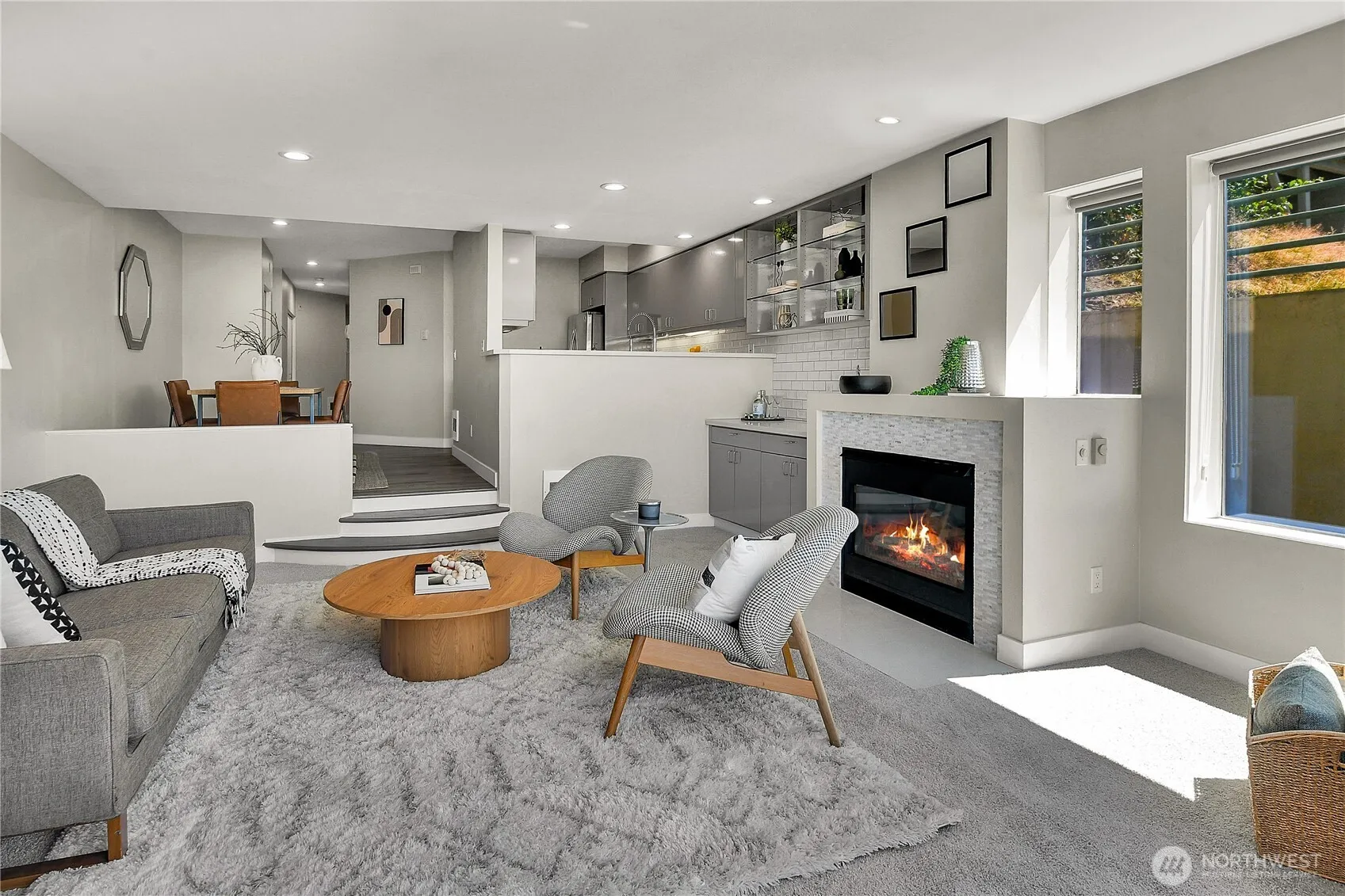 Property photo for 1202 Lakeview Boulevard E #1, Seattle photo 2