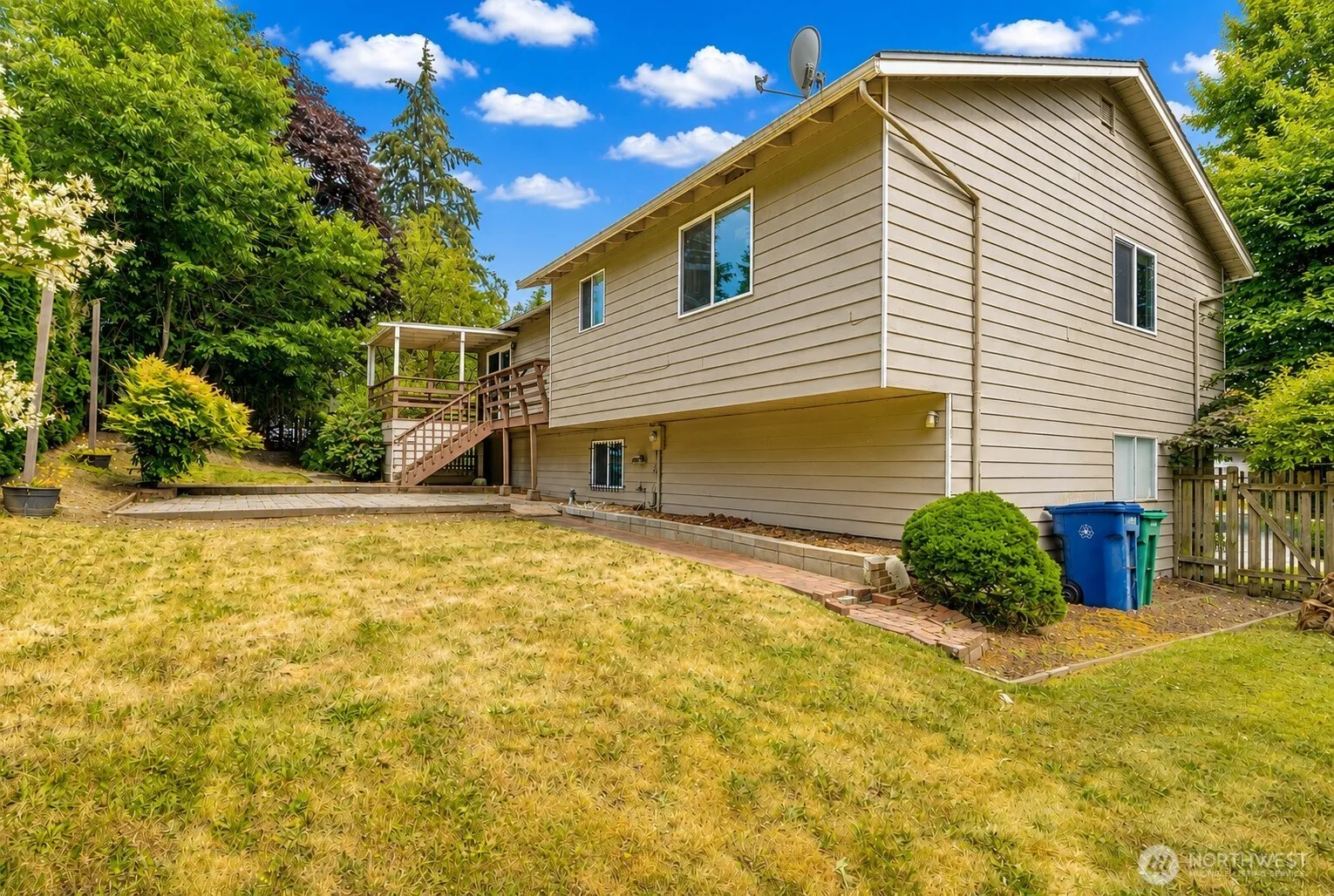 Property photo for 32624 35th Avenue Sw, Federal Way photo 3