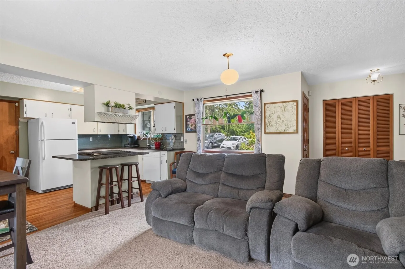 Property photo for 185 Inglewood Drive, Longview photo 5