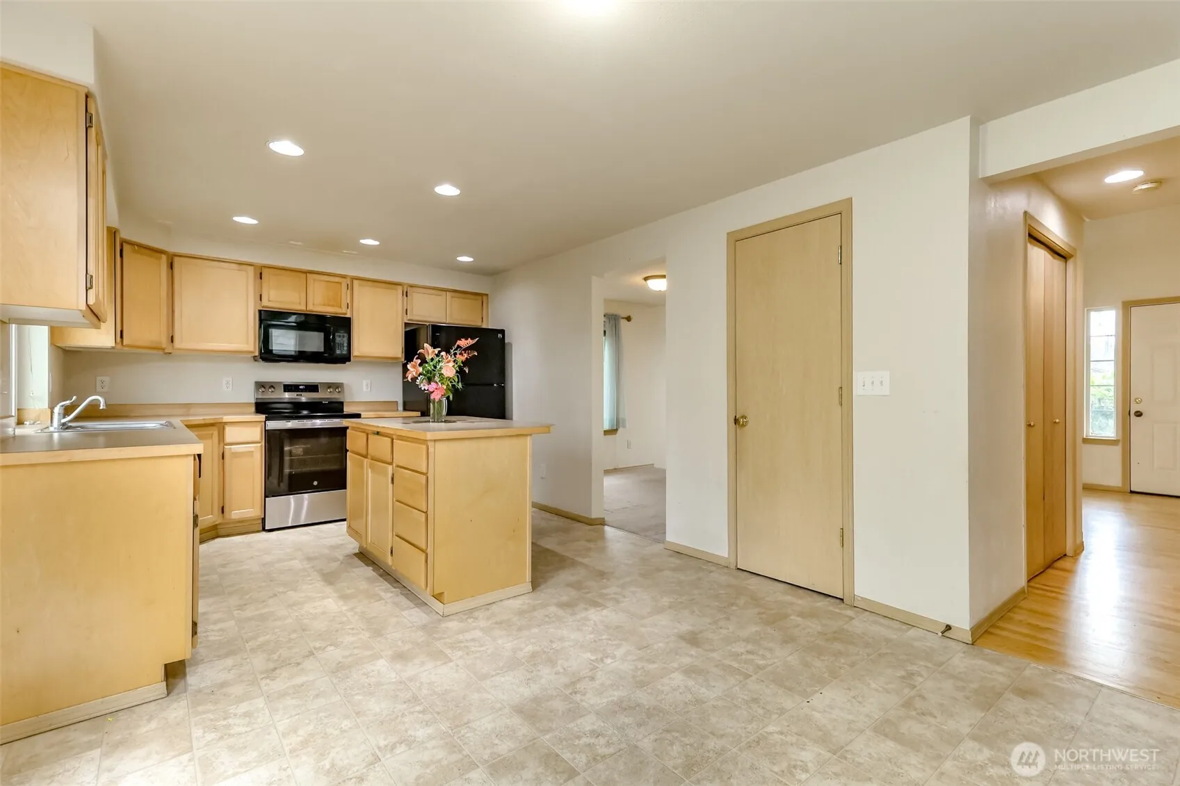 Property photo for 113 5th Avenue Sw, Pacific photo 5