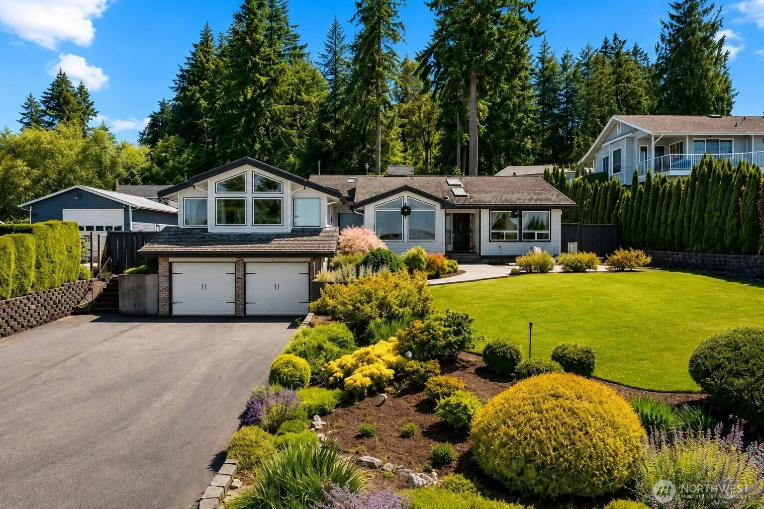 Property photo for 3312 Shyleen Street, Gig Harbor photo 2