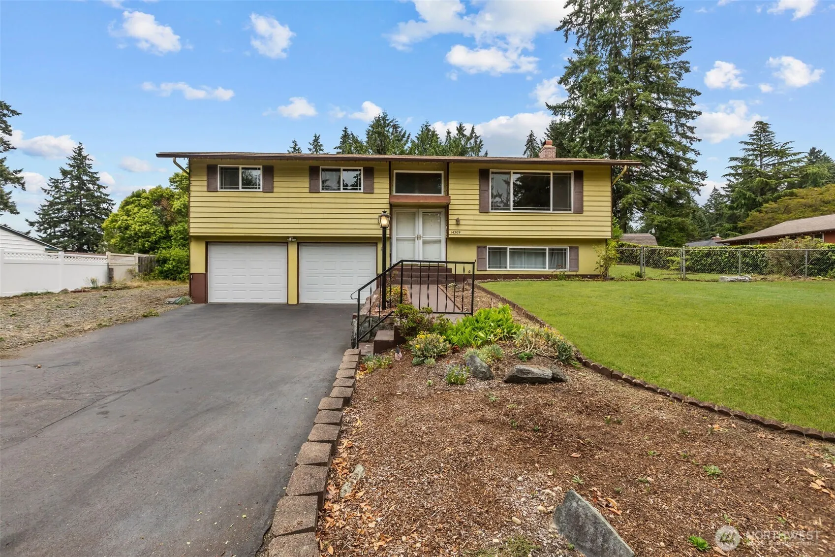 Property photo for 14309 11th Avenue S, Tacoma