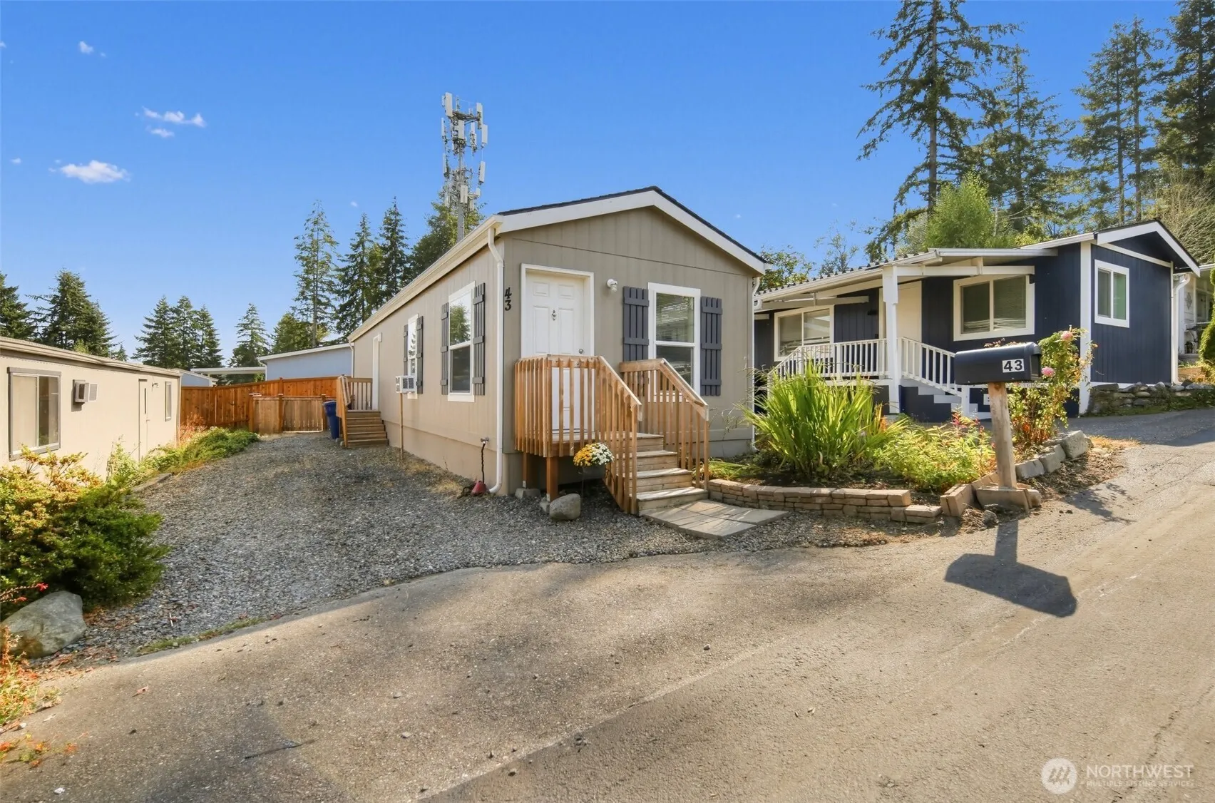 Property photo for 23708 Locust Way #43, Bothell photo 2