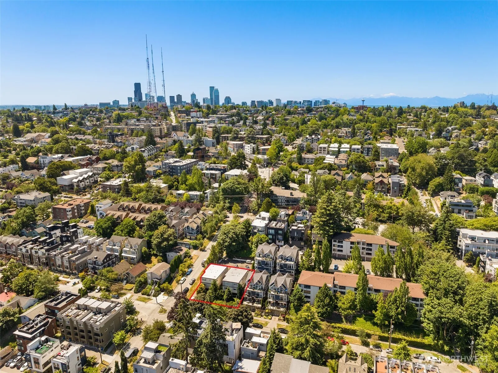 Property photo for 205 26th Avenue E, Seattle