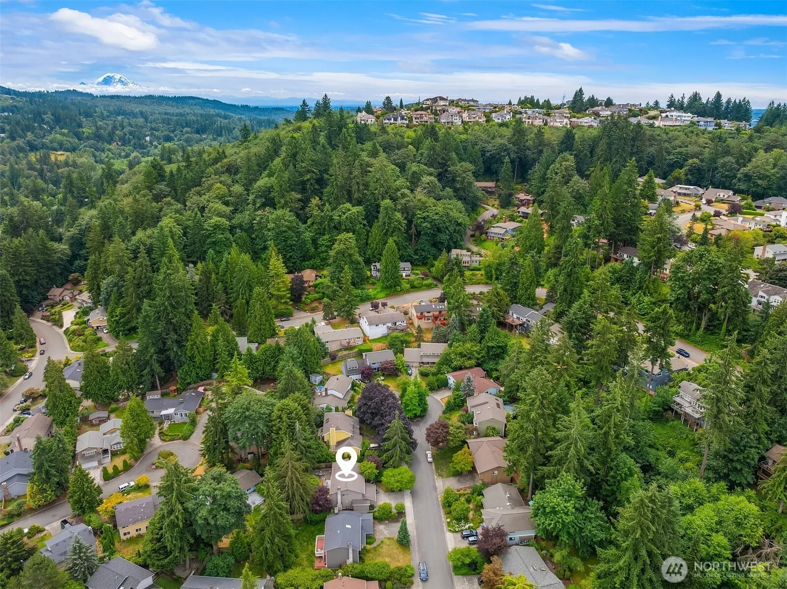 Property photo for 4836 158th Place Se, Bellevue photo 2