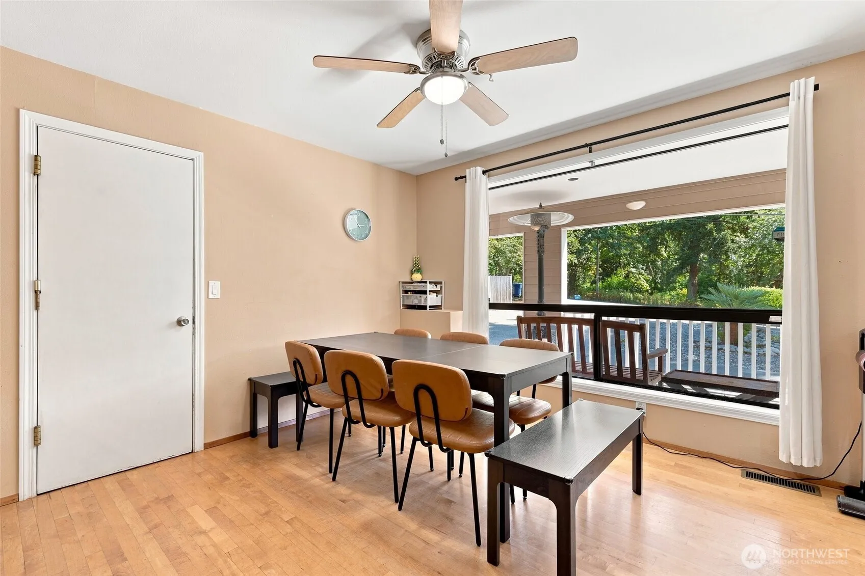 Property photo for 6409 Chennault Beach Drive, Mukilteo photo 5