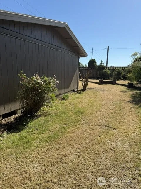 Property photo for 5702 N 14th Street, Tacoma photo 3