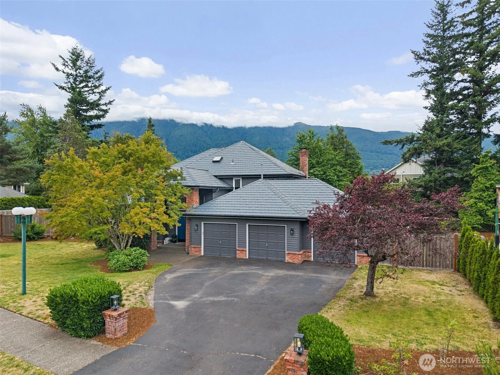 Property photo for 1051 Laforest Drive Se, North Bend