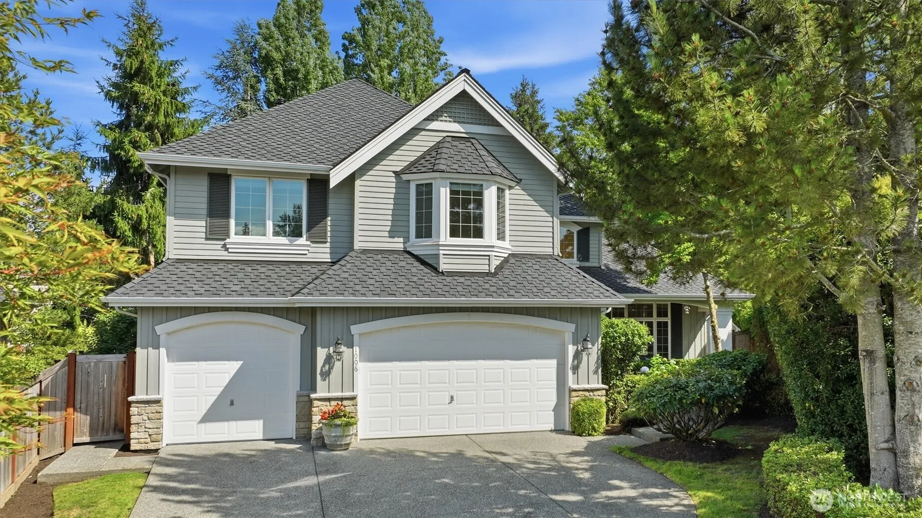 Property photo for 1006 270th Court Se, Sammamish