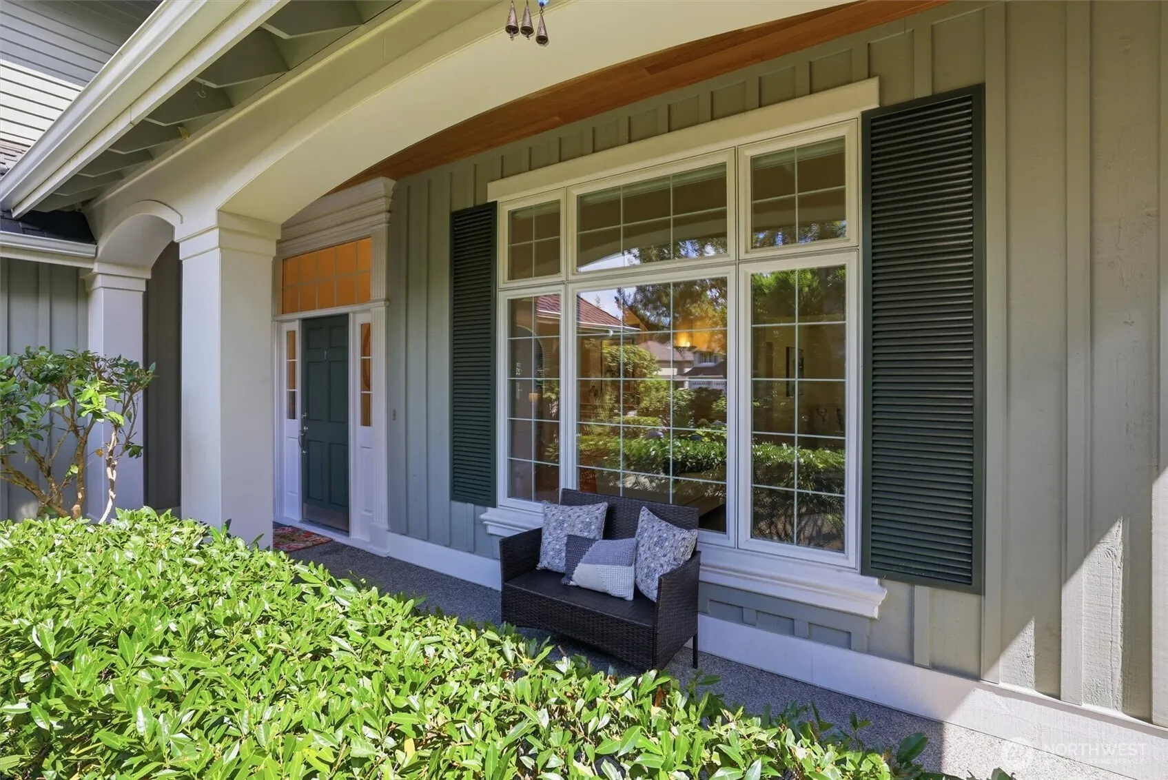Property photo for 1006 270th Court Se, Sammamish photo 3