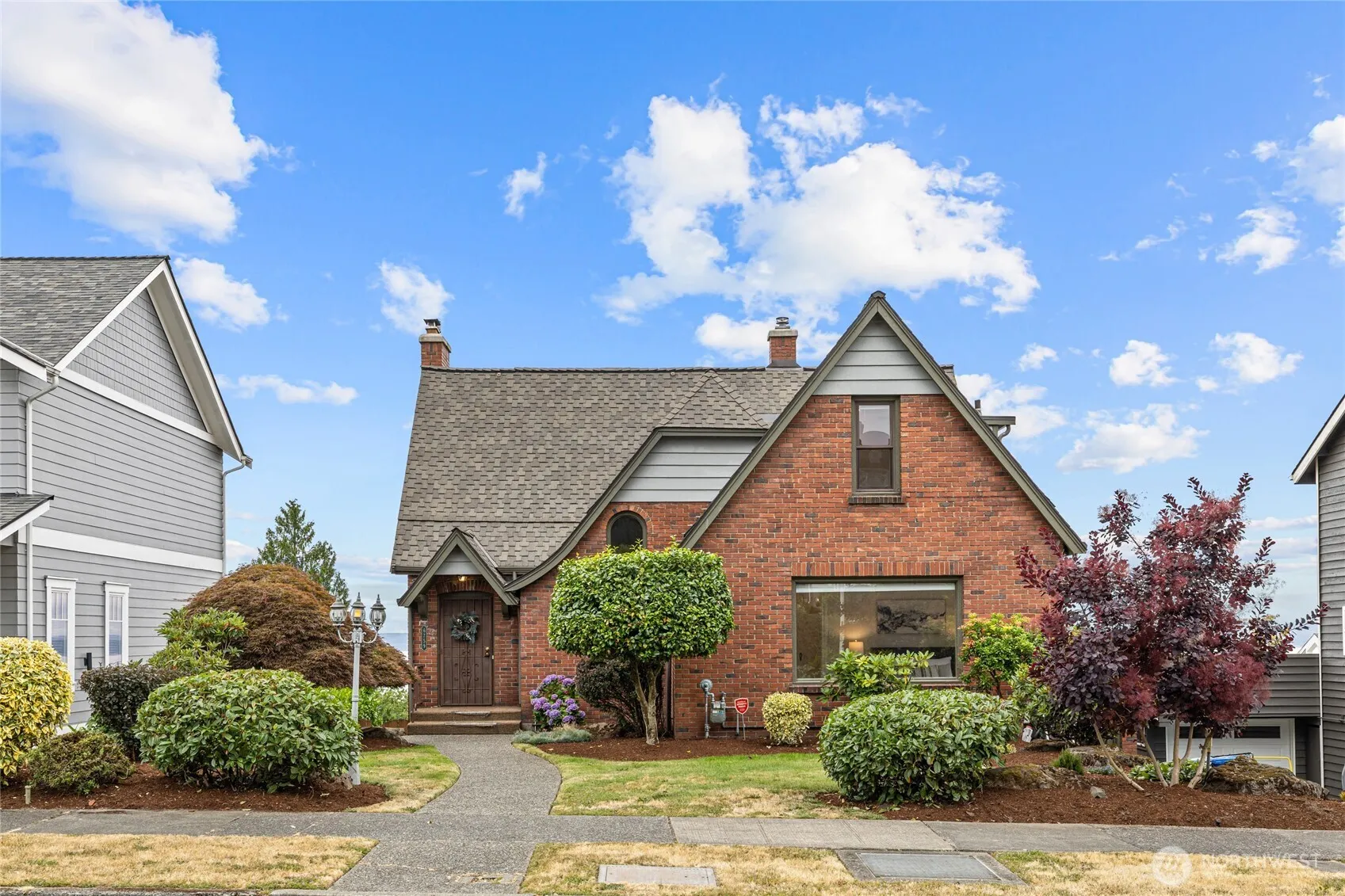 Property photo for 6759 41st Avenue Sw, Seattle