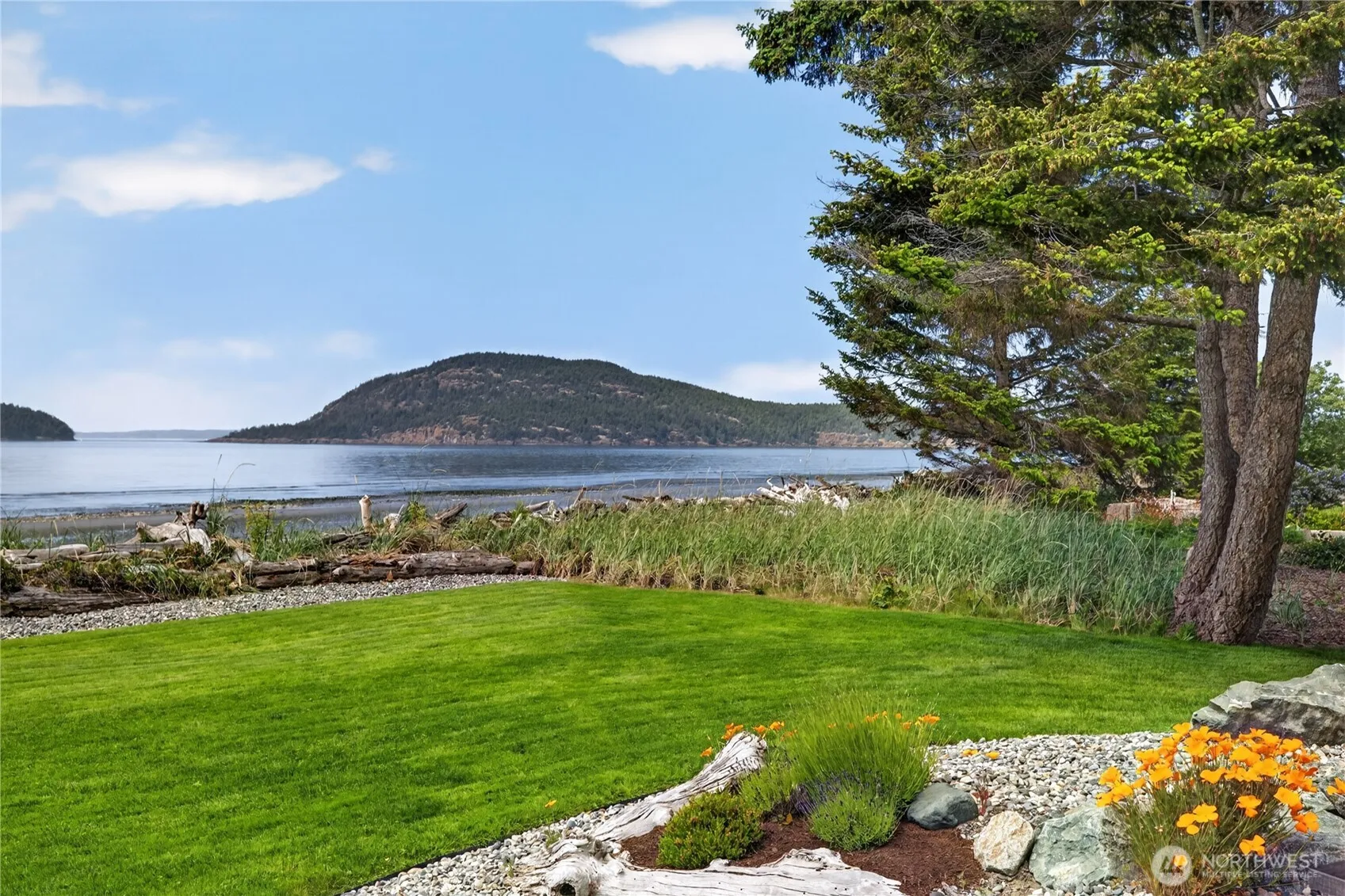 Property photo for 11752 Esther Lane, Anacortes photo 3