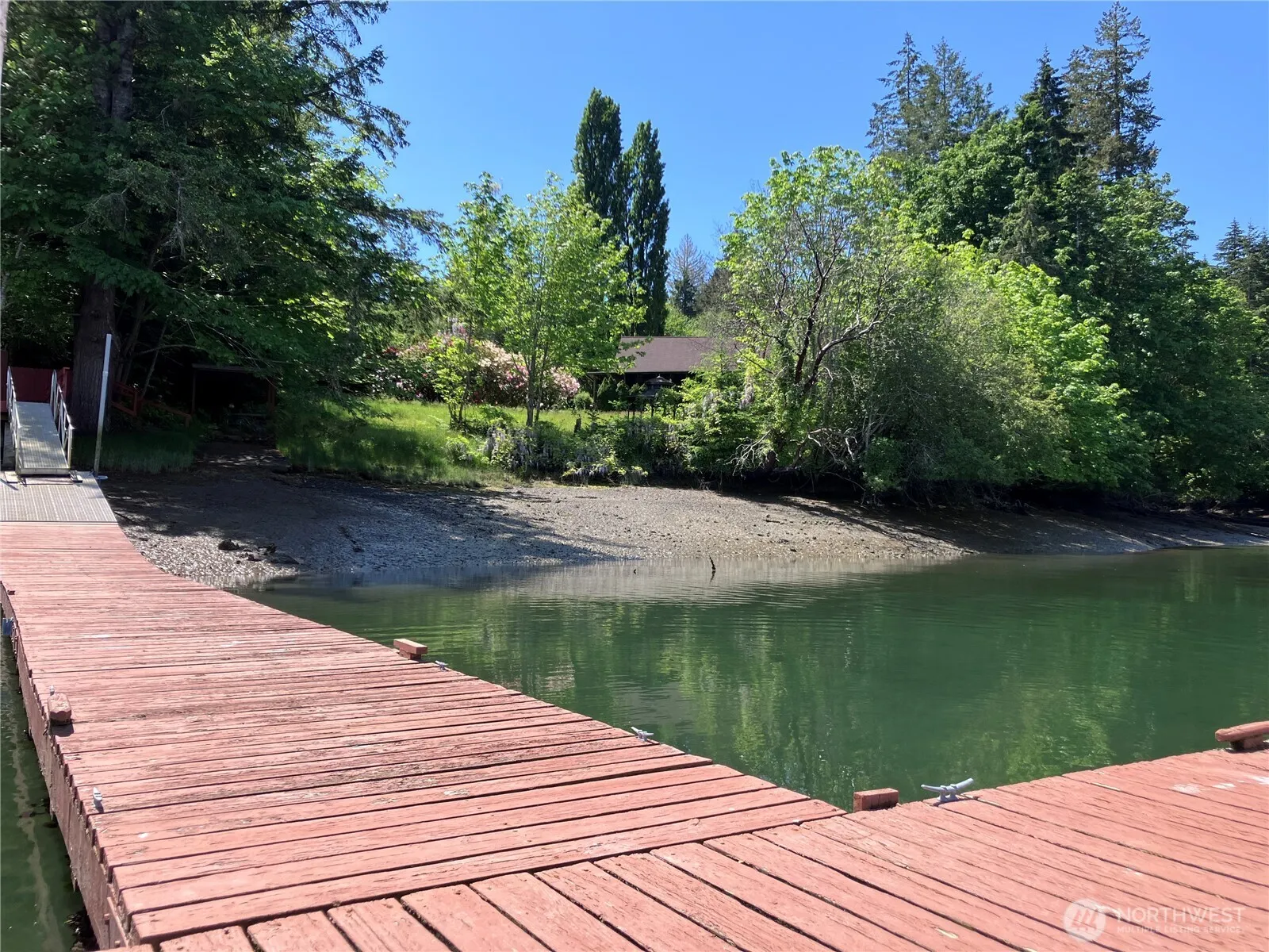 Property photo for 4293 E Pickering Road, Shelton