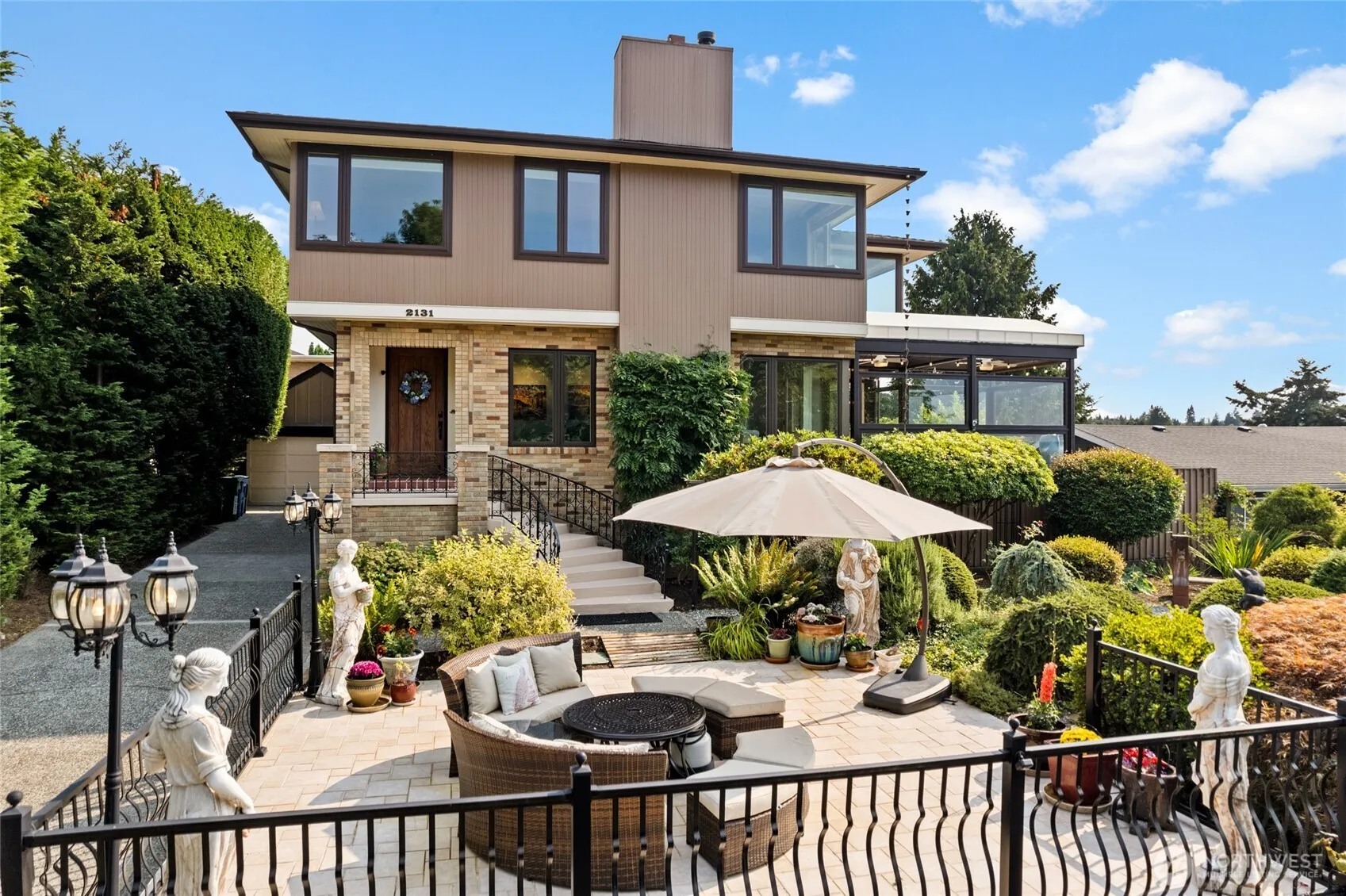 Property photo for 2131 Nw 96th Street, Seattle