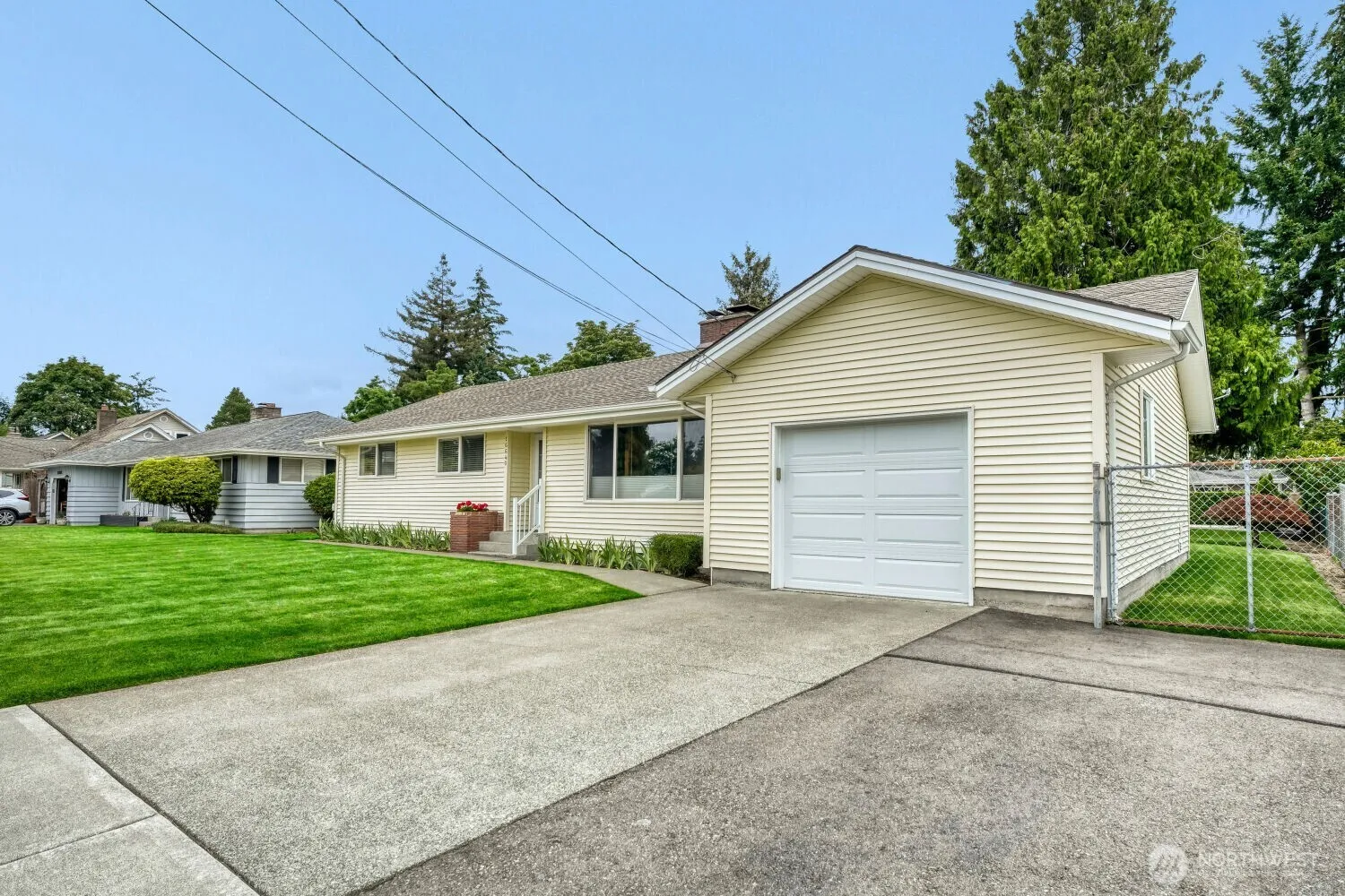 Property photo for 16640 40th Avenue S, Sea Tac photo 3