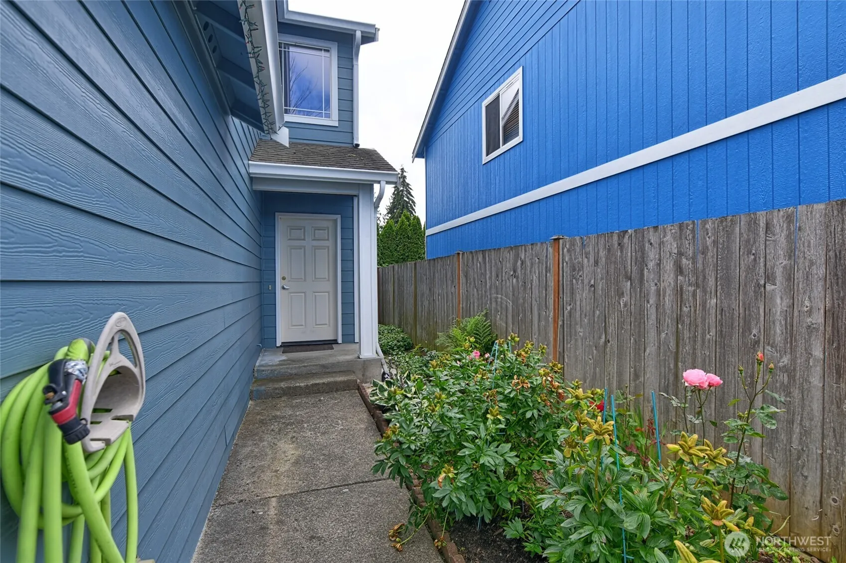 Property photo for 10523 7th Avenue W #8, Everett photo 4