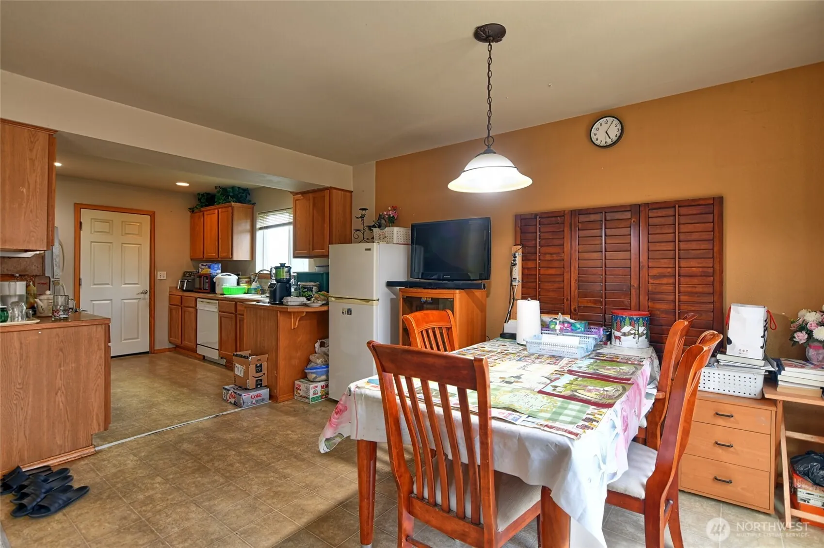 Property photo for 10523 7th Avenue W #8, Everett photo 5