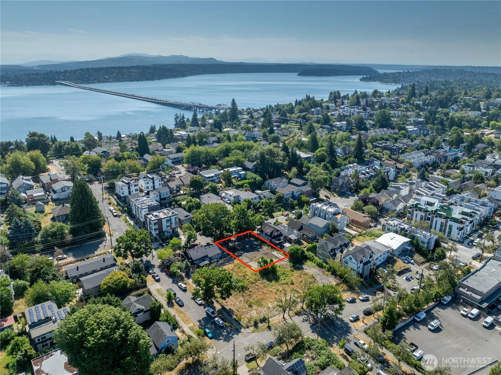Property photo for 811 29th Avenue S, Seattle