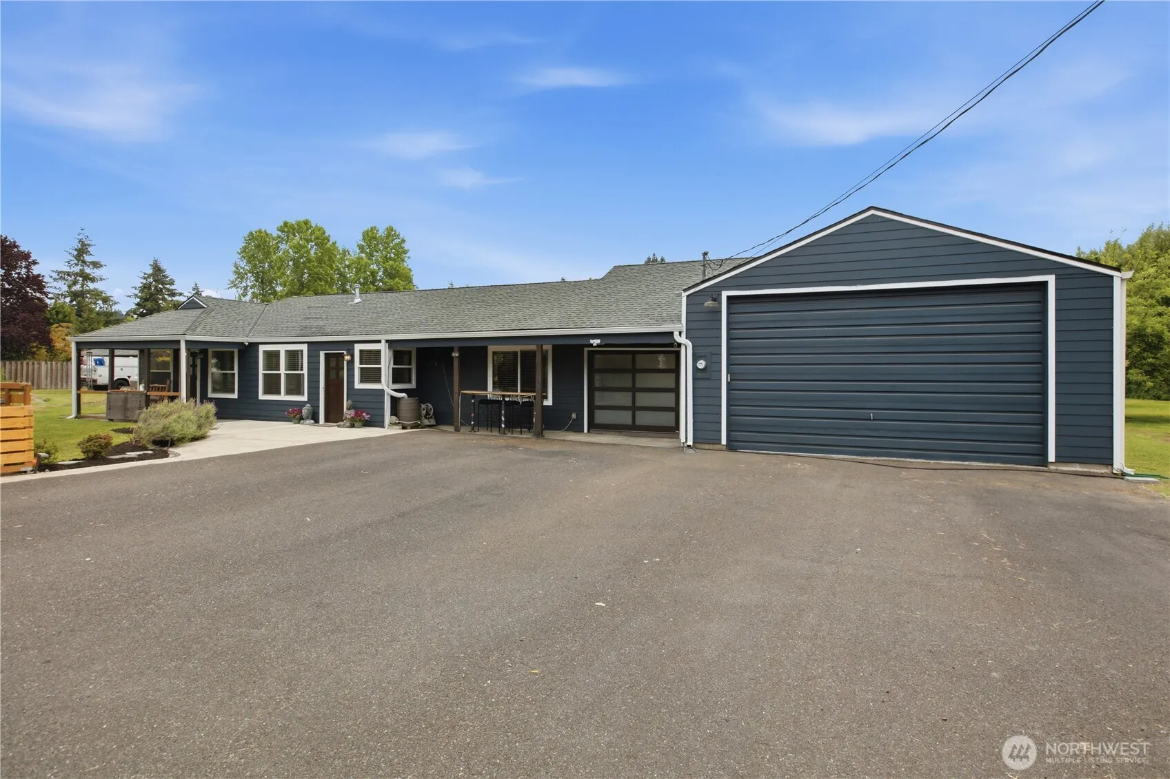 Property photo for 106 1st Street E, Pacific photo 2