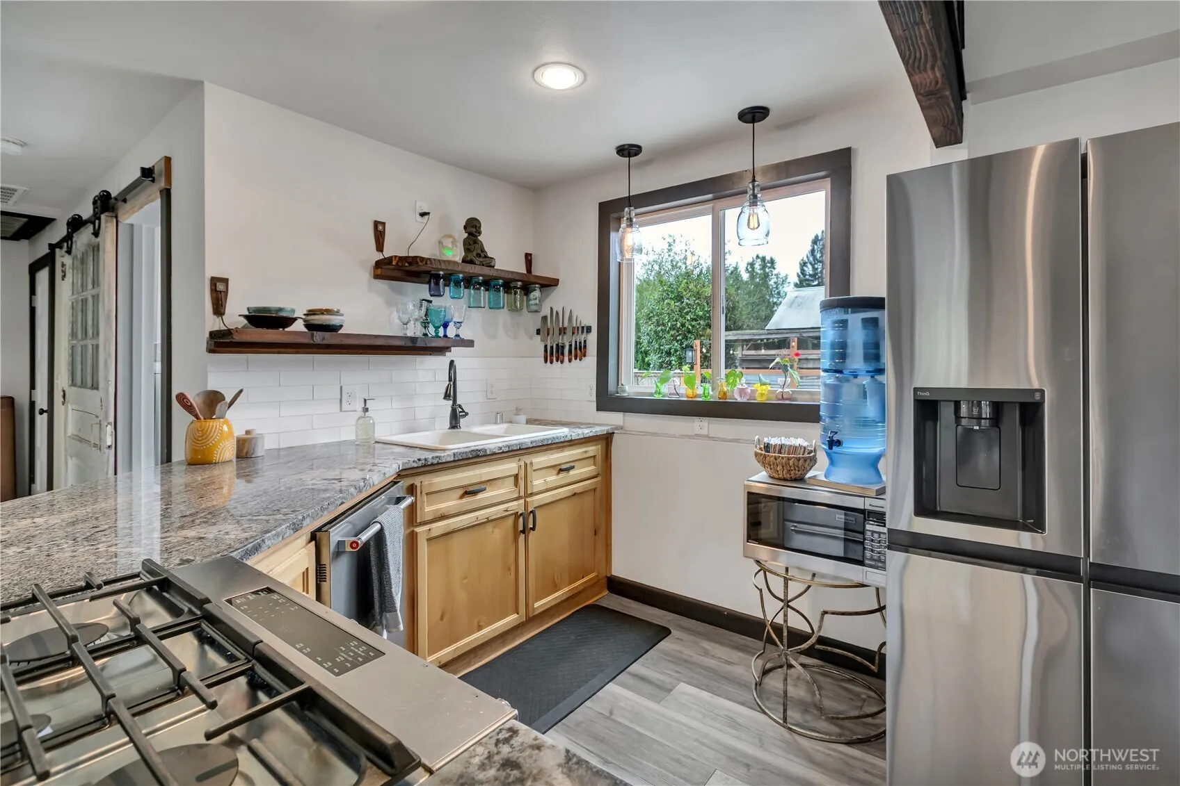 Property photo for 106 1st Street E, Pacific photo 5