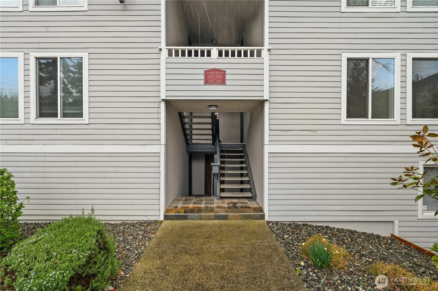 Property photo for 10110 Ne 60th Street #104, Kirkland photo 4