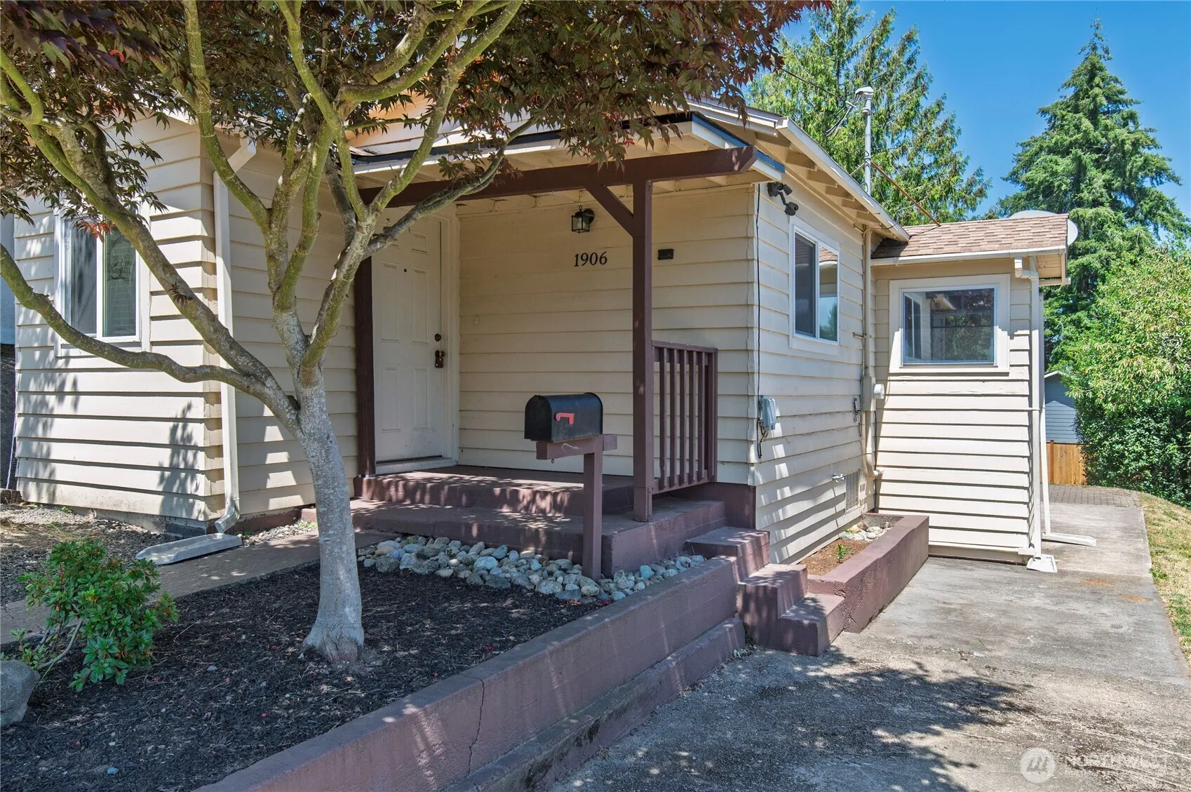 Property photo for 1906 14th Street, Bremerton