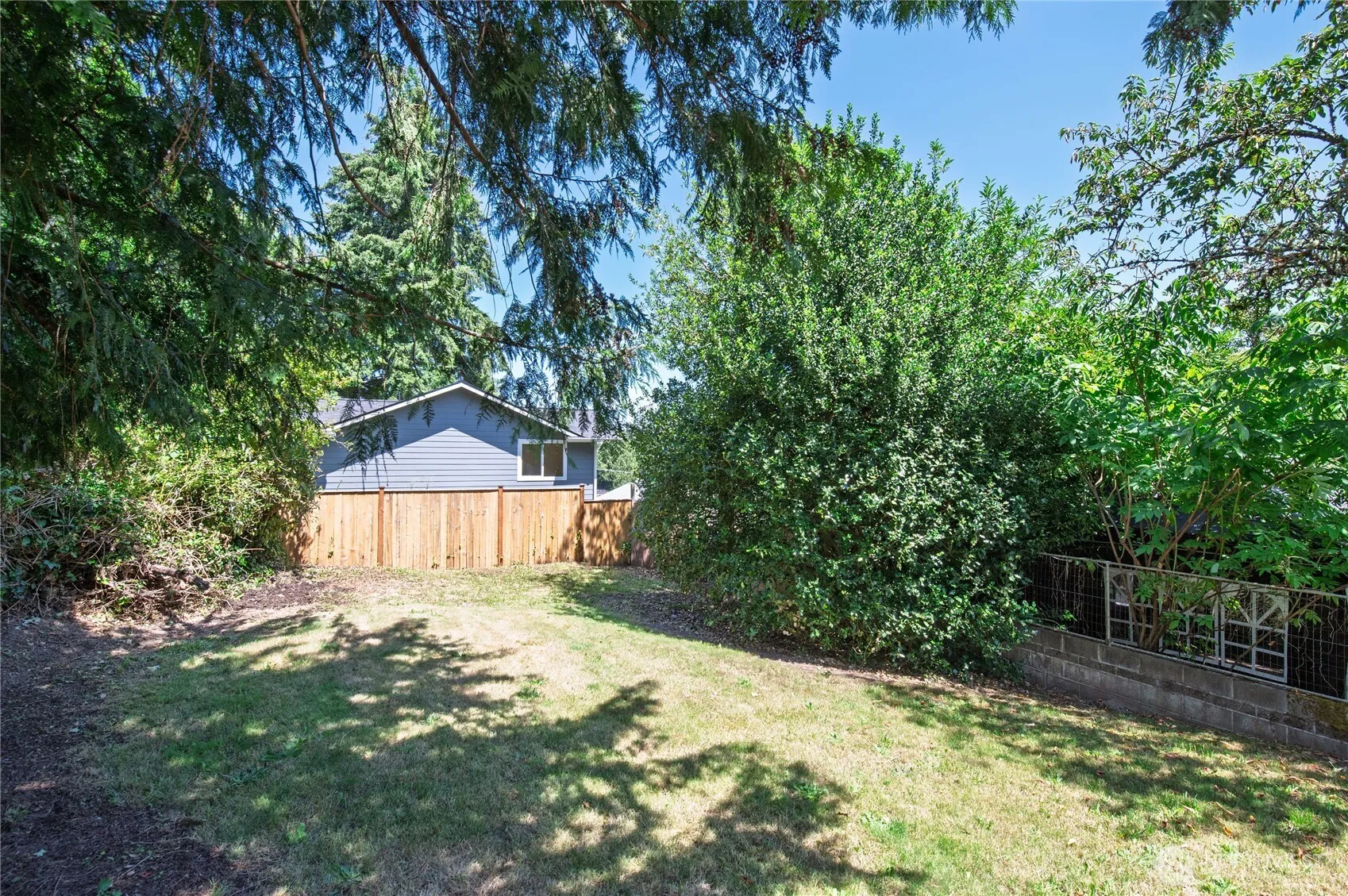 Property photo for 1906 14th Street, Bremerton photo 4