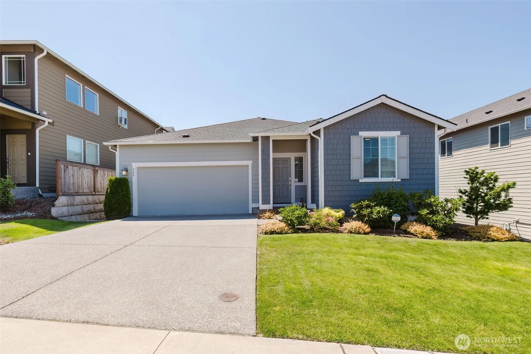 Property photo for 909 Timberline Avenue, Bremerton